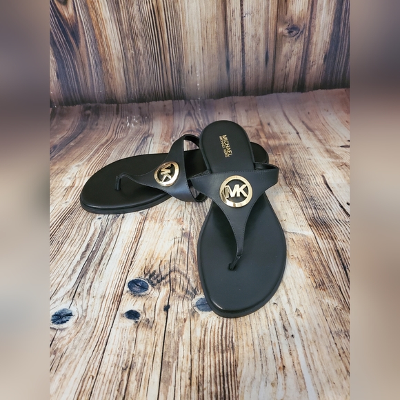 Michael Kors Marlena Thong Sandal - Picture 2 of 8